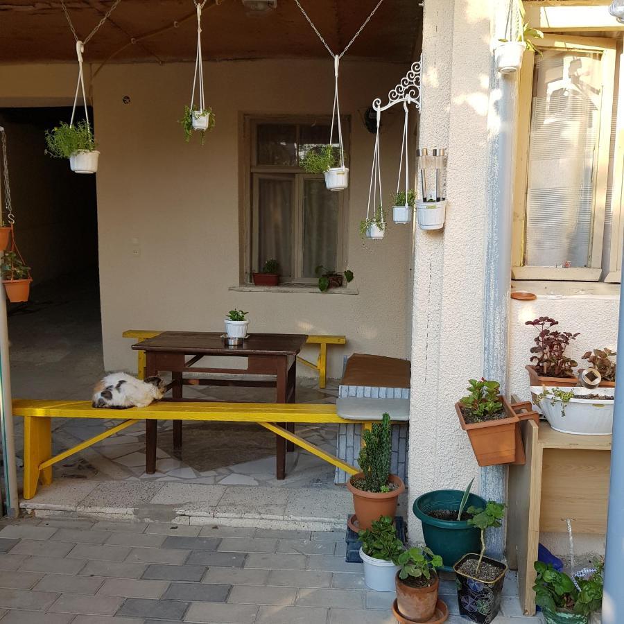 Домик У Куры Hotel Tbilisi Exterior photo